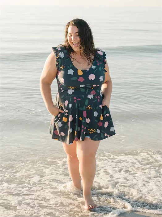 Sleeveless one piece swimsuit