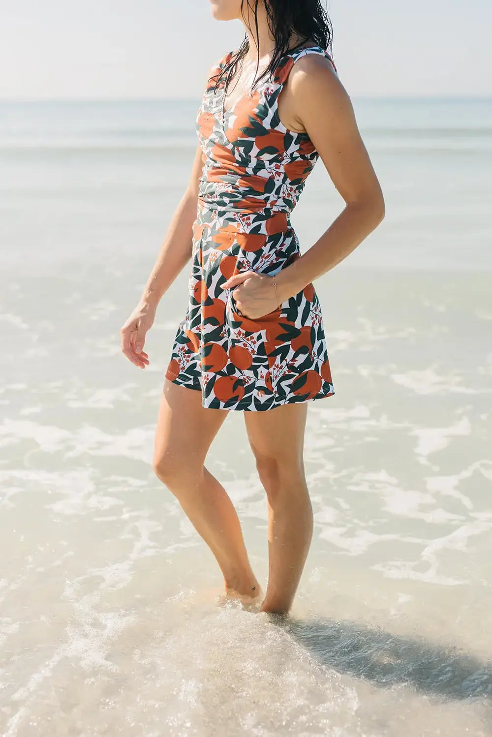 Sleeveless one piece swimsuit